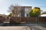 https://images.listonce.com.au/custom/160x/listings/614-smith-street-thornbury-vic-3071/466/01560466_img_11.jpg?xtpb8MCcSZg