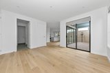 https://images.listonce.com.au/custom/160x/listings/6147-woodhouse-grove-box-hill-north-vic-3129/823/01904823_img_03.jpg?FUhxJMiUpQk