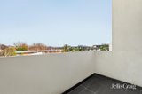 https://images.listonce.com.au/custom/160x/listings/61522-malvern-road-glen-iris-vic-3146/520/01910520_img_08.jpg?1ID2cJqGXWY