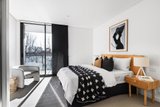 https://images.listonce.com.au/custom/160x/listings/6153-beach-st-port-melbourne-vic-3207/164/01911164_img_06.jpg?i2t650iPeI0