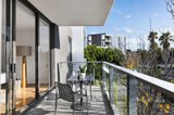 https://images.listonce.com.au/custom/160x/listings/6153-beach-street-port-melbourne-vic-3207/071/01431071_img_10.jpg?J1wMRTi4bBE