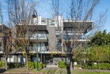 https://images.listonce.com.au/custom/160x/listings/6153-beach-street-port-melbourne-vic-3207/162/01691162_img_01.jpg?ZW1Tm-6QN80