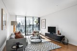 https://images.listonce.com.au/custom/160x/listings/6153-beach-street-port-melbourne-vic-3207/162/01691162_img_09.jpg?aGIqwmbYhCM