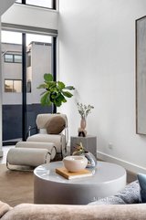 https://images.listonce.com.au/custom/160x/listings/6160-edward-street-brunswick-vic-3056/455/01546455_img_17.jpg?aElUDq2Cp7o