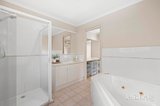 https://images.listonce.com.au/custom/160x/listings/6163-mitcham-road-donvale-vic-3111/894/01973894_img_06.jpg?SBHT-aHGw9g