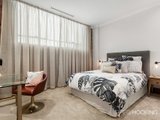 https://images.listonce.com.au/custom/160x/listings/6164-ingles-street-port-melbourne-vic-3207/008/01087008_img_15.jpg?57hGtm5oAD8