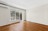 https://images.listonce.com.au/custom/160x/listings/6164-leila-road-carnegie-vic-3163/493/01936493_img_10.jpg?3SlScJtlQAQ