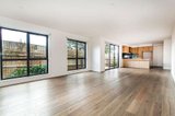https://images.listonce.com.au/custom/160x/listings/6165-170-george-street-doncaster-vic-3108/603/01747603_img_02.jpg?Lxo6zgMUmYc