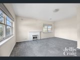 https://images.listonce.com.au/custom/160x/listings/617-kerferd-street-hampton-vic-3188/269/01952269_img_10.jpg?vsfWnDJq4jA