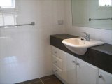 https://images.listonce.com.au/custom/160x/listings/6179-181-bambra-road-caulfield-south-vic-3162/629/01929629_img_06.jpg?rcHr5rMdHfk