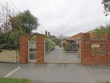 https://images.listonce.com.au/custom/160x/listings/619-bayswater-road-croydon-vic-3136/455/01525455_img_21.jpg?Pq1M6_V26bU