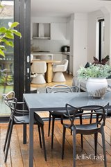 https://images.listonce.com.au/custom/160x/listings/61a-belsize-avenue-carnegie-vic-3163/633/01947633_img_16.jpg?AGrGl0mKBoc