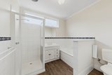 https://images.listonce.com.au/custom/160x/listings/61a-lawes-street-hawthorn-vic-3122/769/01905769_img_06.jpg?J_pJ8vVM9jY