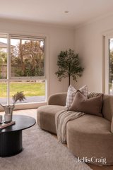 https://images.listonce.com.au/custom/160x/listings/62-beatty-street-ivanhoe-vic-3079/522/01991522_img_07.jpg?0NYmtBa7Gcw