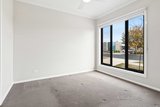 https://images.listonce.com.au/custom/160x/listings/62-elaine-avenue-alfredton-vic-3350/092/01705092_img_05.jpg?3B3EjCWYW3s