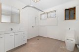 https://images.listonce.com.au/custom/160x/listings/62-hastings-street-wendouree-vic-3355/943/01699943_img_01.jpg?zsCNBAM93FE