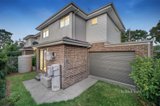 https://images.listonce.com.au/custom/160x/listings/62-mahoneys-road-forest-hill-vic-3131/682/01487682_img_12.jpg?pqMt0R5FXfw