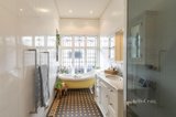 https://images.listonce.com.au/custom/160x/listings/62-mcclares-road-vermont-vic-3133/734/01735734_img_11.jpg?LuJRRnFq9lo