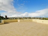 https://images.listonce.com.au/custom/160x/listings/62-north-avenue-strathmore-vic-3041/300/00847300_img_11.jpg?nYp_6dIS9nc