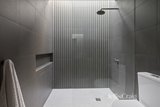 https://images.listonce.com.au/custom/160x/listings/62-page-street-albert-park-vic-3206/641/01939641_img_08.jpg?ODjUHALJT8k