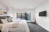 https://images.listonce.com.au/custom/160x/listings/62-sherwood-road-chirnside-park-vic-3116/755/01650755_img_09.jpg?CiukigDkaks