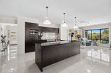 https://images.listonce.com.au/custom/160x/listings/62-steele-street-chewton-vic-3451/032/01897032_img_04.jpg?ElwVqFX-nvc