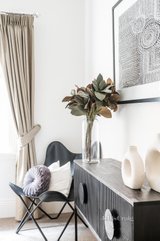 https://images.listonce.com.au/custom/160x/listings/62-type-street-richmond-vic-3121/909/01583909_img_07.jpg?ck_SzlZFjrg