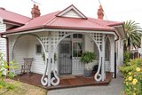 https://images.listonce.com.au/custom/160x/listings/62-waterloo-road-northcote-vic-3070/008/01199008_img_09.jpg?NZgB0A-bba4