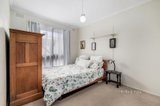 https://images.listonce.com.au/custom/160x/listings/62-westlands-road-glen-waverley-vic-3150/539/01347539_img_09.jpg?I2HZBQgTuHI