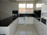 https://images.listonce.com.au/custom/160x/listings/62-yerrin-street-balwyn-vic-3103/528/01752528_img_06.jpg?53y73dRkBSA