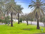 https://images.listonce.com.au/custom/160x/listings/6208-tennyson-street-elwood-vic-3184/405/01794405_img_06.jpg?Ri0Qp7rVlEc