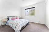 https://images.listonce.com.au/custom/160x/listings/621-reeve-court-cheltenham-vic-3192/427/01621427_img_09.jpg?ewGZ9btjBpw