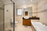 https://images.listonce.com.au/custom/160x/listings/622-warranwood-road-warranwood-vic-3134/155/00561155_img_06.jpg?NTuZskWZuH4