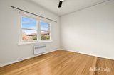 https://images.listonce.com.au/custom/160x/listings/625-dickens-street-elwood-vic-3184/697/01978697_img_02.jpg?WMmnZog90qY