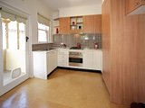 https://images.listonce.com.au/custom/160x/listings/625a-foam-street-elwood-vic-3184/460/01793460_img_03.jpg?UEfwUjz7kP4