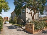 https://images.listonce.com.au/custom/160x/listings/626-oak-street-hawthorn-vic-3122/160/01742160_img_01.jpg?DfjR9x67vsE