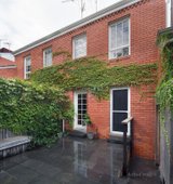 https://images.listonce.com.au/custom/160x/listings/627-grandview-grove-prahran-vic-3181/945/00397945_img_12.jpg?FUZlgx1e0qo