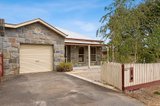 https://images.listonce.com.au/custom/160x/listings/62a-duke-street-castlemaine-vic-3450/712/01343712_img_11.jpg?7cJCb83PkRI