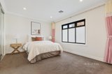 https://images.listonce.com.au/custom/160x/listings/62b-darbyshire-road-mount-waverley-vic-3149/428/01351428_img_09.jpg?ey4gHyVq9W4