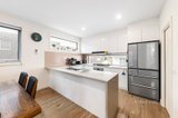 https://images.listonce.com.au/custom/160x/listings/62b-oliver-street-ringwood-vic-3134/201/01506201_img_05.jpg?MqHeu5AyS48