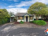 https://images.listonce.com.au/custom/160x/listings/63-63a-cambridge-road-mooroolbark-vic-3138/873/01524873_img_11.jpg?VSMLE1QvKJE