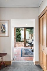 https://images.listonce.com.au/custom/160x/listings/63-bridport-street-south-melbourne-vic-3205/221/01540221_img_21.jpg?hHHaFbUD1qY