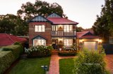 https://images.listonce.com.au/custom/160x/listings/63-bushmans-way-south-morang-vic-3752/477/01483477_img_25.jpg?L3lUceVqIi4