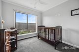 https://images.listonce.com.au/custom/160x/listings/63-clydesdale-drive-bonshaw-vic-3352/429/01810429_img_13.jpg?K4Vmd6kBCYU