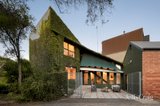 https://images.listonce.com.au/custom/160x/listings/63-dundas-place-albert-park-vic-3206/049/01990049_img_13.jpg?EF3DB0FfBqQ