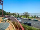 https://images.listonce.com.au/custom/160x/listings/63-eastern-beach-road-geelong-vic-3220/307/01938307_img_09.jpg?X35pE_PRrrc