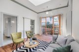 https://images.listonce.com.au/custom/160x/listings/63-gladstone-street-kew-vic-3101/733/01422733_img_02.jpg?cA55rb6f2N4