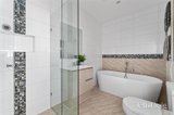 https://images.listonce.com.au/custom/160x/listings/63-gordon-street-newport-vic-3015/800/01809800_img_13.jpg?uIK_B-LzGko