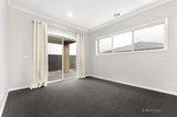 https://images.listonce.com.au/custom/160x/listings/63-grainger-parade-lucas-vic-3350/134/01911134_img_07.jpg?KrdAt1d0XUE