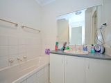 https://images.listonce.com.au/custom/160x/listings/63-greenwood-drive-carrum-downs-vic-3201/840/01743840_img_05.jpg?3QvZcKr_6OM